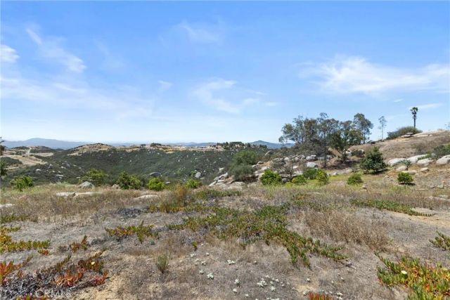1252 Rancho Luiseno, Escondido, CA 92026