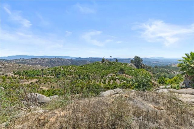1252 Rancho Luiseno, Escondido, CA 92026