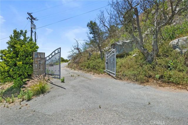 1252 Rancho Luiseno, Escondido, CA 92026