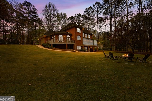 123 Stonington Drive, Peachtree City, GA 30269