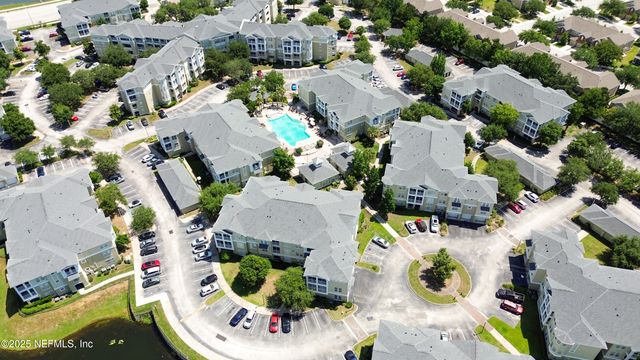 8290 W GATE Parkway, 709, Jacksonville, FL 32216