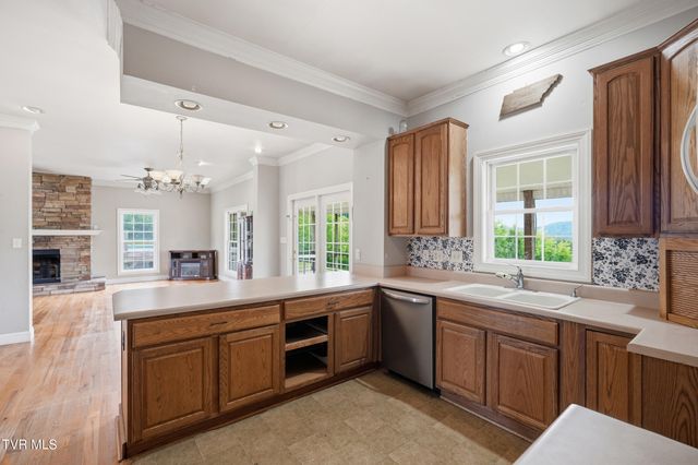 774 V I Ranch Road, Bristol, TN 37620