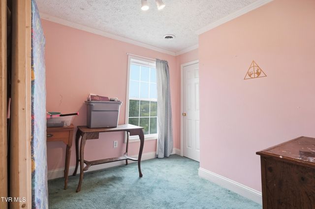 774 V I Ranch Road, Bristol, TN 37620