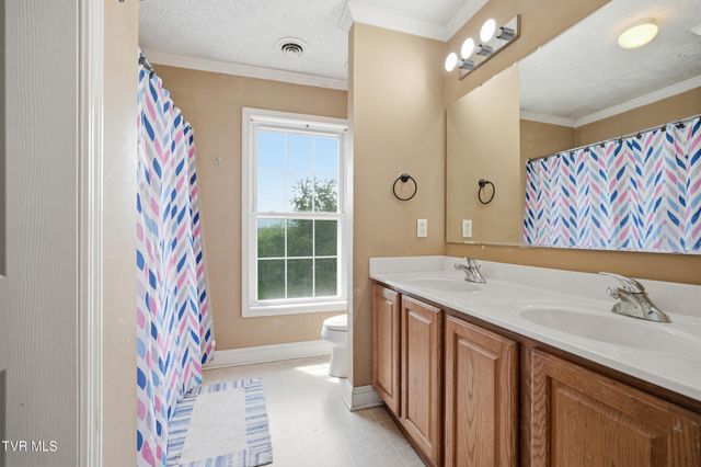 774 V I Ranch Road, Bristol, TN 37620