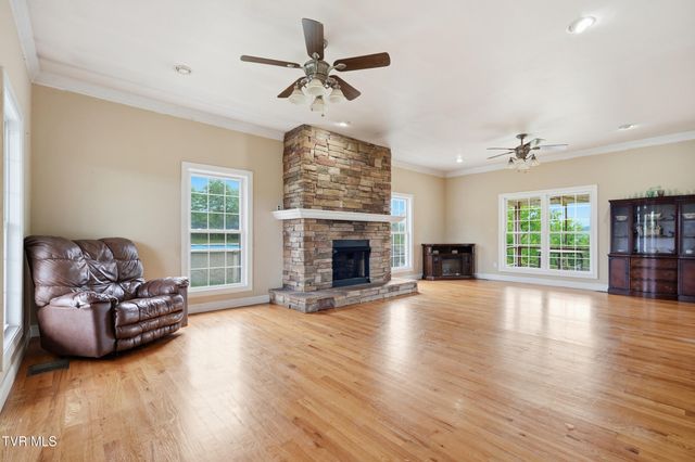774 V I Ranch Road, Bristol, TN 37620
