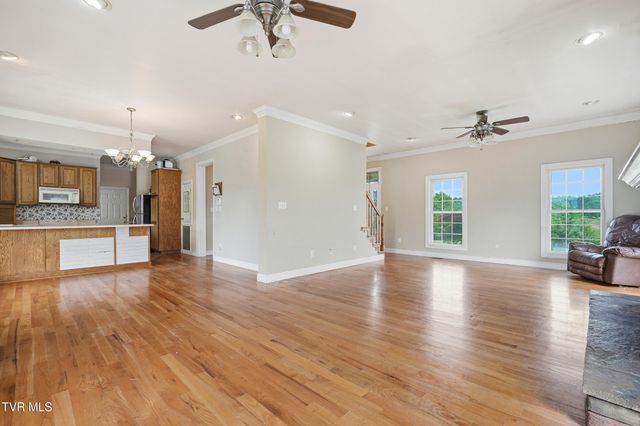 774 V I Ranch Road, Bristol, TN 37620