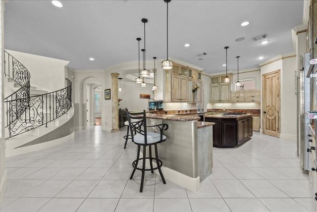 541 Villa Drive, Seabrook, TX 77586