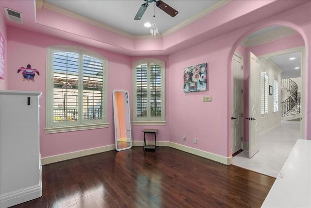 541 Villa Drive, Seabrook, TX 77586