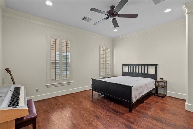 541 Villa Drive, Seabrook, TX 77586