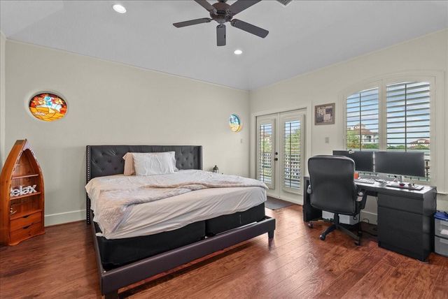 541 Villa Drive, Seabrook, TX 77586