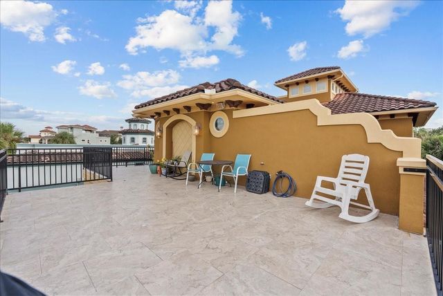 541 Villa Drive, Seabrook, TX 77586