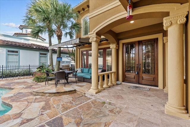 541 Villa Drive, Seabrook, TX 77586