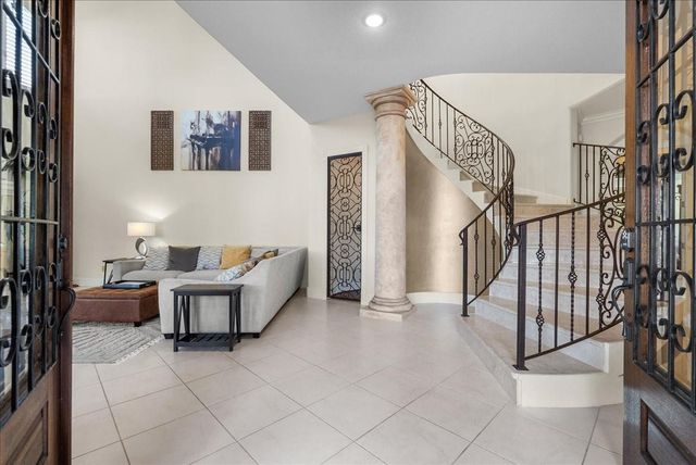 541 Villa Drive, Seabrook, TX 77586