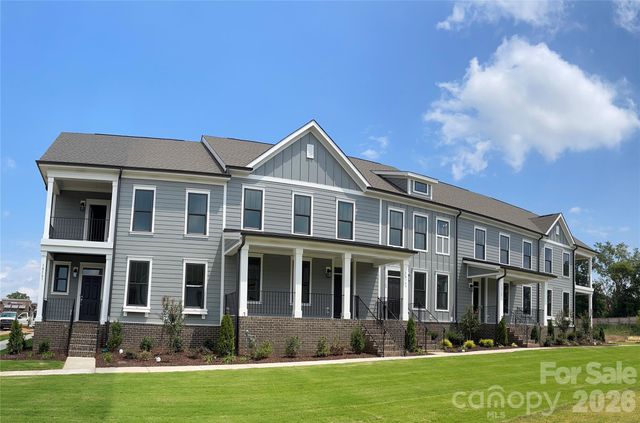 10225 Rainier Trail Drive NW, Huntersville, NC 28078