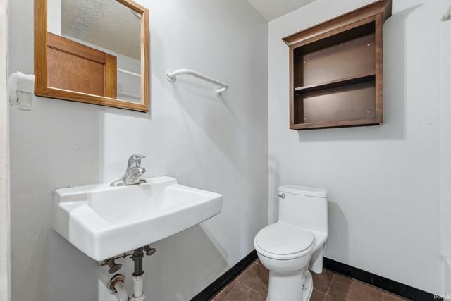 2901 Darlene Drive, Fort Wayne, IN 46802