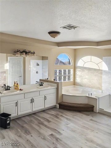 9861 Snowy Canyon Court, Las Vegas, NV 89183