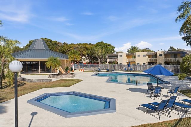 8313 SW 137th Ave 8313, Miami, FL 33183