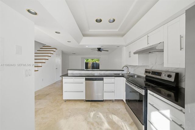 8313 SW 137th Ave 8313, Miami, FL 33183