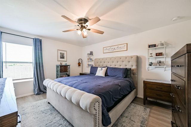 138 Austin Road, Angleton, TX 77515