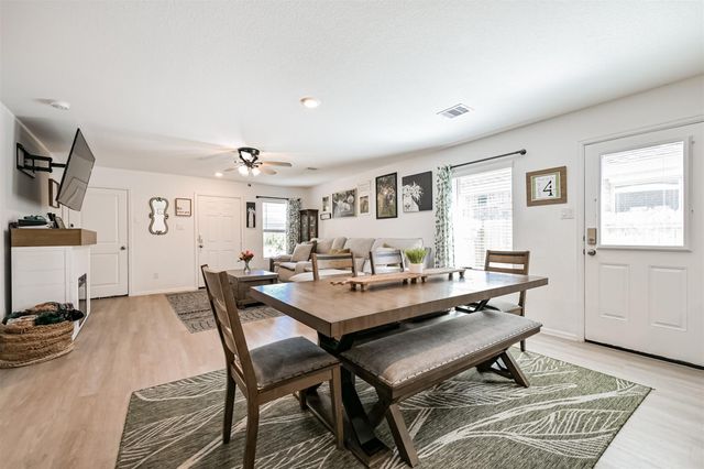 138 Austin Road, Angleton, TX 77515