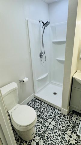 1220 1st Avenue E, Newton, IA 50208