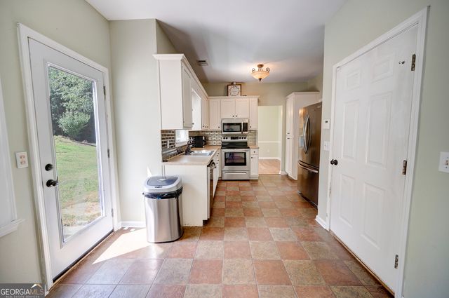 22 Indian Hills Drive, Rydal, GA 30171
