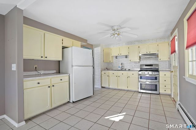 61 Rustic Lane, East Hartford, CT 06118