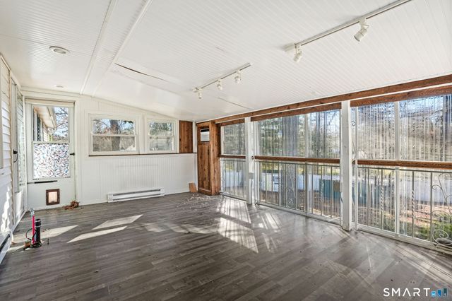 61 Rustic Lane, East Hartford, CT 06118