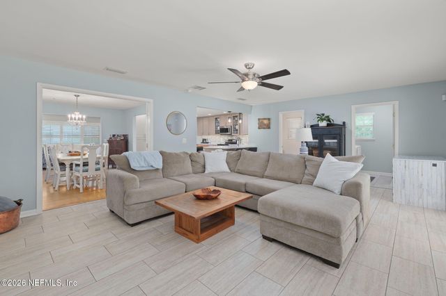 7033 CATALONIA Avenue, Jacksonville, FL 32217