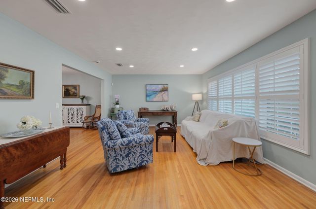 7033 CATALONIA Avenue, Jacksonville, FL 32217