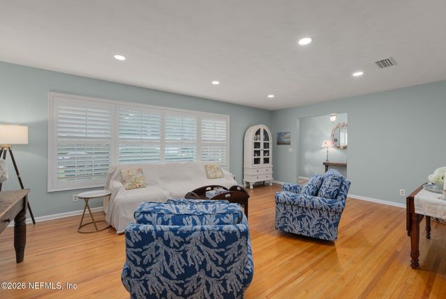 7033 CATALONIA Avenue, Jacksonville, FL 32217