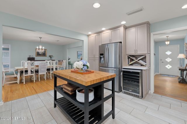7033 CATALONIA Avenue, Jacksonville, FL 32217