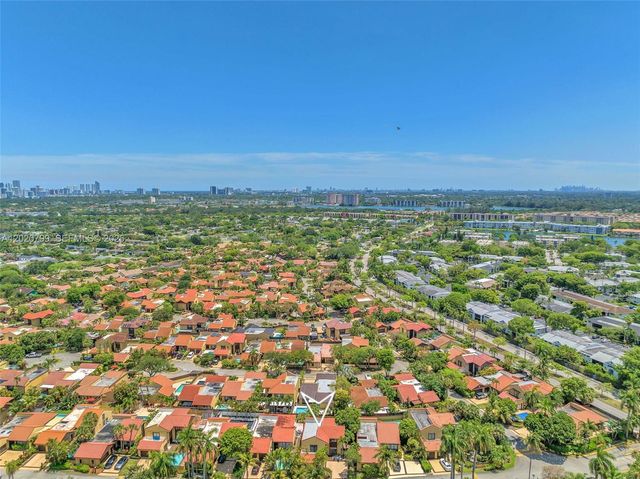 1010 NE 204th Ter, Miami, FL 33179
