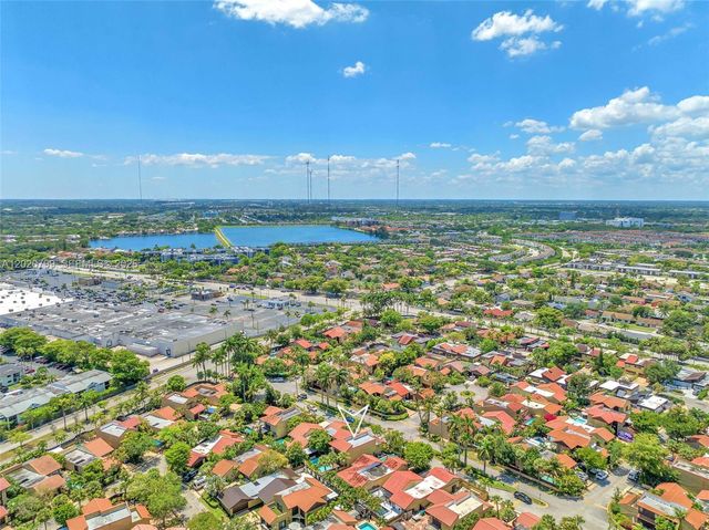 1010 NE 204th Ter, Miami, FL 33179