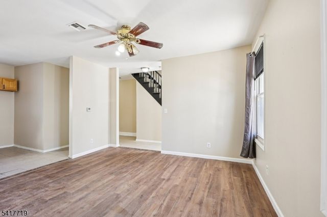 106 E Main St, Paterson City, NJ 07522