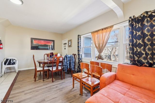 106 E Main St, Paterson City, NJ 07522