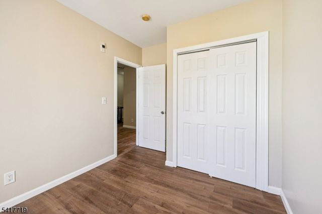 106 E Main St, Paterson City, NJ 07522