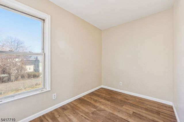 106 E Main St, Paterson City, NJ 07522