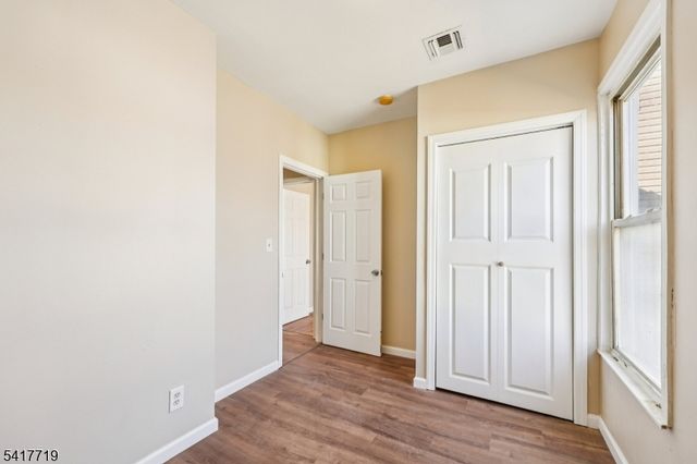 106 E Main St, Paterson City, NJ 07522