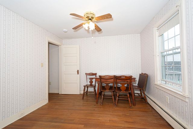 12 Fairground Rd, Sturbridge, MA 01566