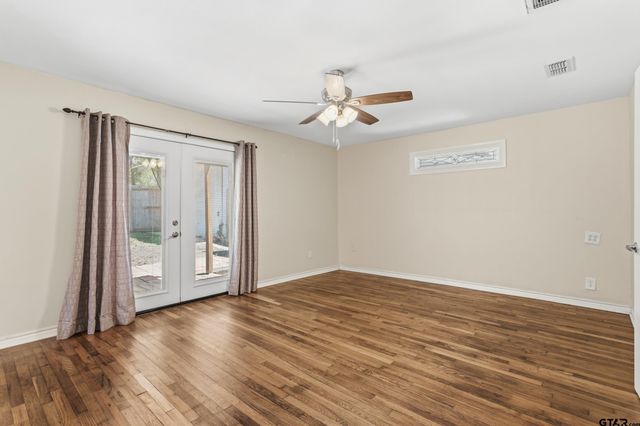 310 N Line St, Mineola, TX 75773