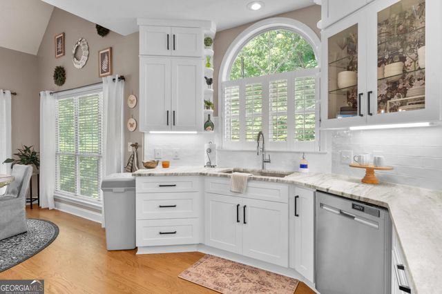 405 River Forest Drive, Mcdonough, GA 30252