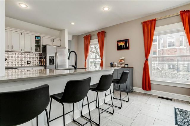 2918 Harrison Street, Kansas City, MO 64109