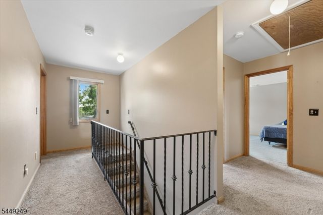 56 Chesapeake Ave, Parsippany-troy Hills Twp., NJ 07034