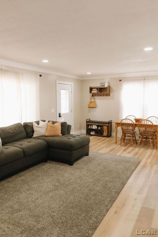 2281 Fairview Drive, Adrian, MI 49221