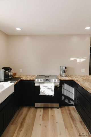 2281 Fairview Drive, Adrian, MI 49221