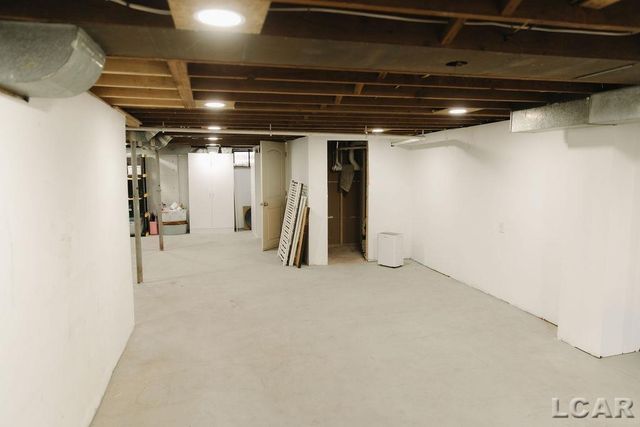 2281 Fairview Drive, Adrian, MI 49221