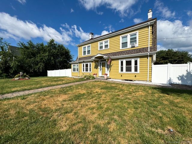 1589 Main Street, East Hartford, CT 06108