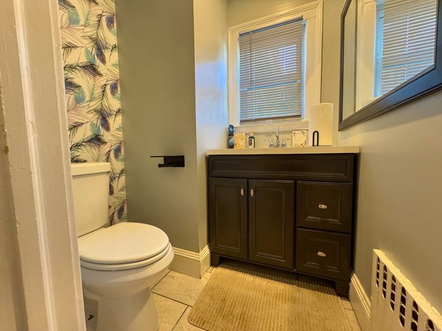 1589 Main Street, East Hartford, CT 06108