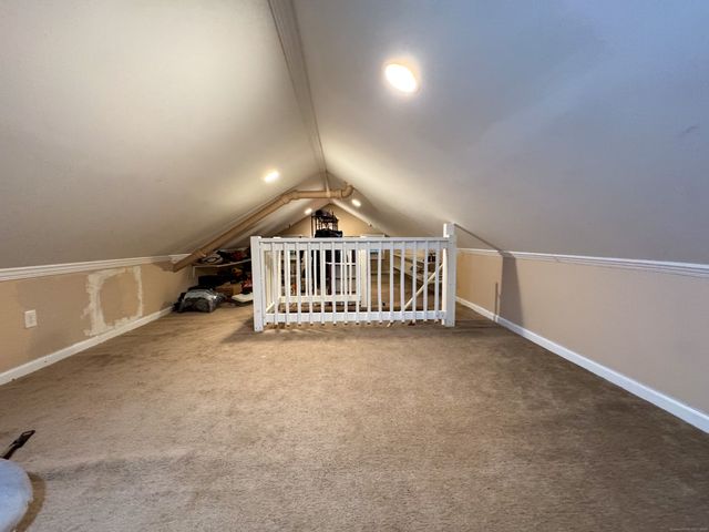 1589 Main Street, East Hartford, CT 06108